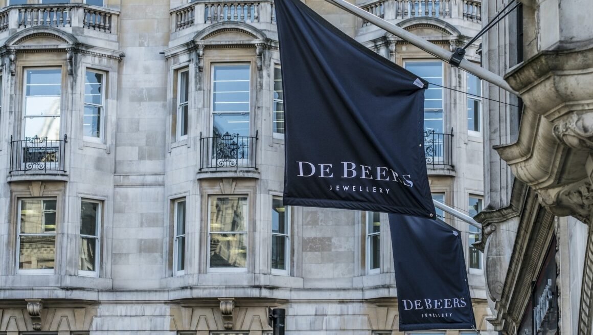Botswana Seeks Bigger De Beers Stake